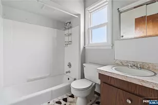 36 Edison St, Bloomfield, NJ 07003 - Photo 15