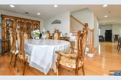 1 Lincoln Place, Moonachie, NJ 07074 - Photo 9
