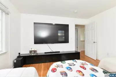 1 Lincoln Place, Moonachie, NJ 07074 - Photo 23