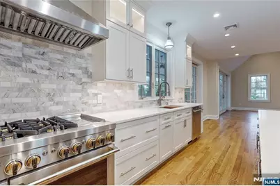 279 Miller Road, Mahwah, NJ 07430 - Photo 11