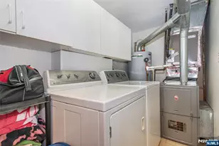 117 Quartz Ln, Paterson, NJ 07501 - Photo 19