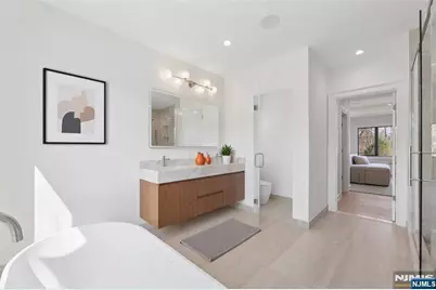 228 Spring Valley Road, Paramus, NJ 07652 - Photo 23