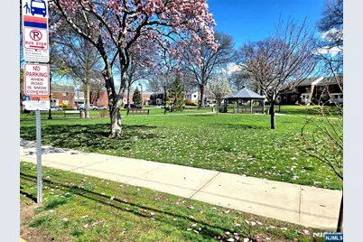 479 Maple Hill Drive 42 #42, Hackensack, NJ 07601 - Photo 13