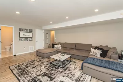 8 Cypress Court, Fairfield, NJ 07004 - Photo 15