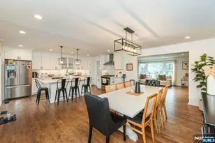 8 Cypress Ct, Fairfield, NJ 07004 - Photo 9