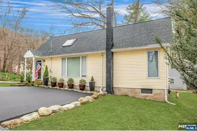 3 Redmans Drive, Jefferson Township, NJ 07438 - Photo 3