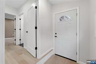 82 Grove St, Montclair, NJ 07042 - Photo 33