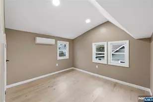 82 Grove St, Montclair, NJ 07042 - Photo 43