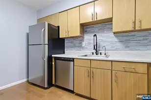 308-310 Passaic Ave 215, Harrison, NJ 07029 - Photo 3