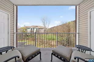 5205 Warrens Way 205, Wanaque, NJ 07465 - Photo 7