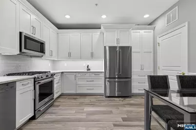 5205 Warrens Way 205 #205, Wanaque, NJ 07465 - Photo 9