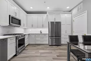 5205 Warrens Way 205, Wanaque, NJ 07465 - Photo 9