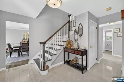 18 Stonewall Court, Mahwah, NJ 07430 - Photo 9