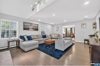 18 Stonewall Court, Mahwah, NJ 07430 - Photo 19