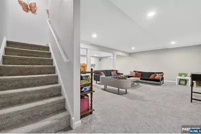 18 Stonewall Court, Mahwah, NJ 07430 - Photo 41