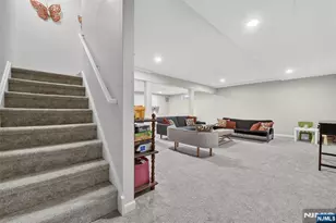 18 Stonewall Ct, Mahwah, NJ 07430 - Photo 41