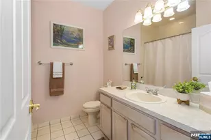 71 Parker Ave, Hawthorne, NJ 07506 - Photo 17