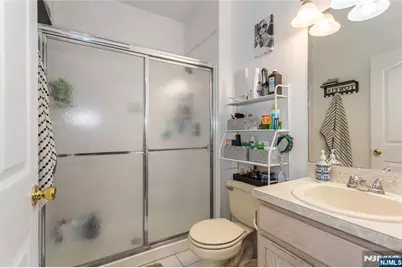71 Parker Avenue, Hawthorne, NJ 07506 - Photo 13