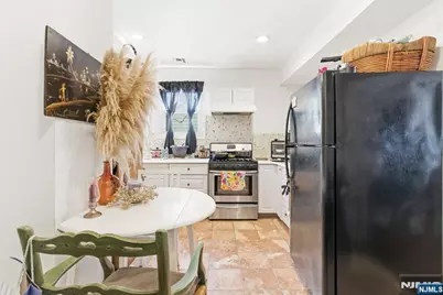 135 Dixon Avenue, Paterson, NJ 07501 - Photo 13