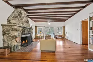 27 Middle Rd, Bloomingdale, NJ 07420 - Photo 11