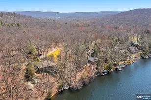 27 Middle Rd, Bloomingdale, NJ 07420 - Photo 43