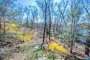 27 Middle Rd, Bloomingdale, NJ 07420 - Photo 47