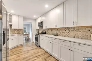 31 Lenox Ct, Montville Township, NJ 07045 - Photo 7