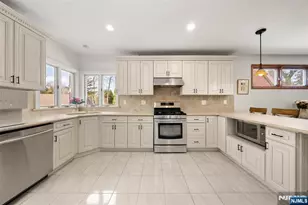 19 Central Ave, Demarest, NJ 07627 - Photo 11