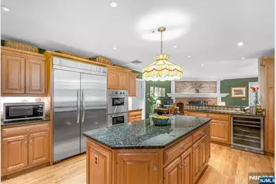 220 Ottowa Lane, Franklin Lakes, NJ 07417 - Photo 17