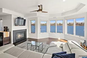 404 Jefferson Ct Ph4, Edgewater, NJ 07020 - Photo 5