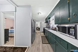 1046-1048 26th St, Paterson, NJ 07513 - Photo 9