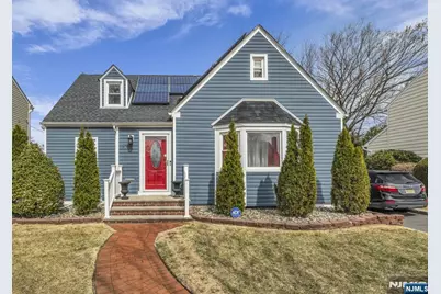 1875 Pilgrim Way, Union Township, NJ 07083 - Photo 1