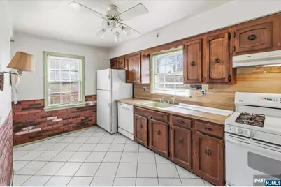 705 Wilson Court, River Vale Township, NJ 07675 - Photo 11