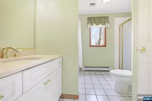 17 Sherbrooke Dr, Lincoln Park, NJ 07035 - Photo 19