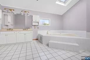 17 Sherbrooke Dr, Lincoln Park, NJ 07035 - Photo 15