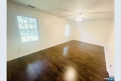 50 Beverly Court, Fair Lawn, NJ 07410 - Photo 15