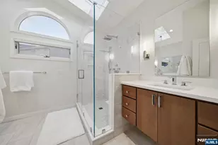 62 Venus Dr, Closter, NJ 07624 - Photo 27