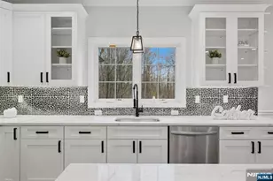 188 Edwards Rd, Parsippany, NJ 07054 - Photo 17