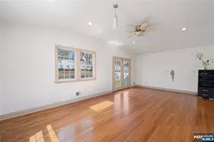 22 Cottage Ln, Clifton, NJ 07012 - Photo 7
