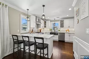 249 Ottawa Ave, Hasbrouck Heights, NJ 07604 - Photo 9