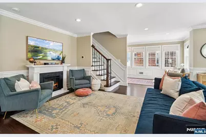 249 Ottawa Avenue, Hasbrouck Heights, NJ 07604 - Photo 3