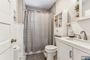 21 Ellington St, East Orange, NJ 07017 - Photo 21