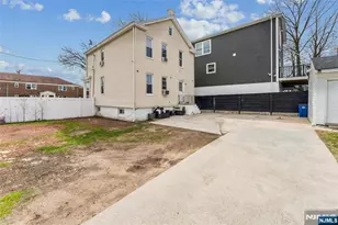 21 Ellington St, East Orange, NJ 07017 - Photo 33