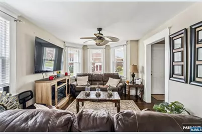 21 Ellington Street, East Orange, NJ 07017 - Photo 5