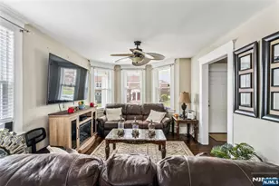 21 Ellington St, East Orange, NJ 07017 - Photo 5