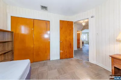 71 Hobart Avenue, Rutherford, NJ 07070 - Photo 17