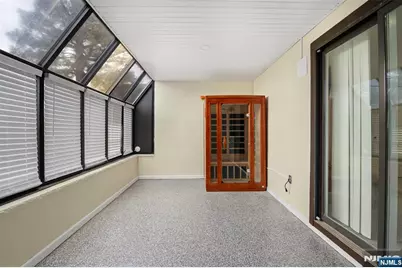300 Gorge Road 36 #36, Cliffside Park, NJ 07010 - Photo 13