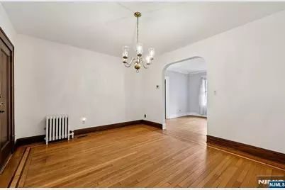 971 Garrison Avenue, Teaneck Township, NJ 07666 - Photo 15