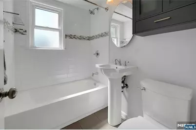 76 Farmingdale Avenue, Bloomfield, NJ 07003 - Photo 17