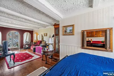 195 Emerson Avenue, Paterson, NJ 07502 - Photo 25